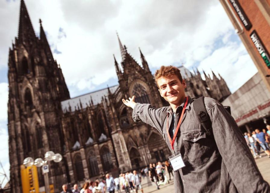 Sunset - Du, Deine Truppe Und Eine Einzigartige Stadt - Köln Exterior foto